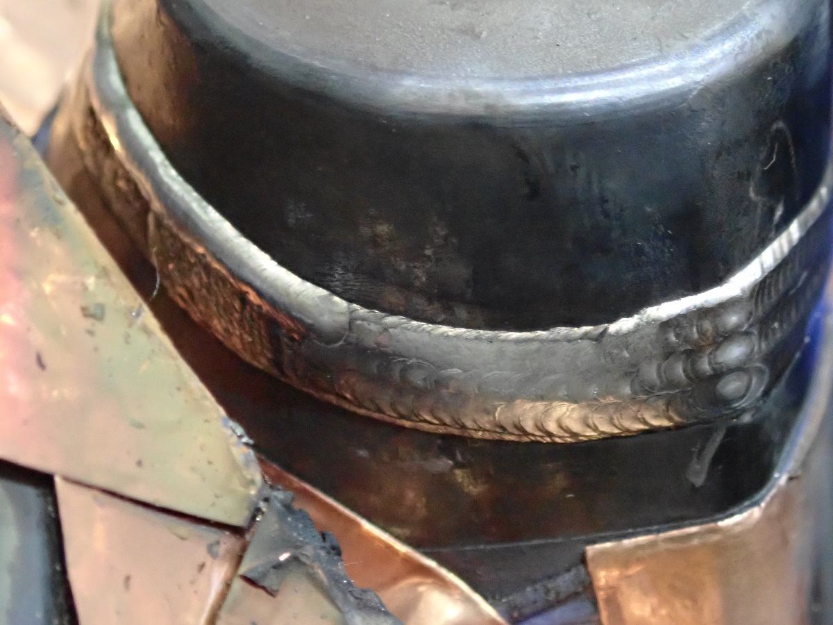 水廻りクラック肉盛り 水廻りクラック肉盛り