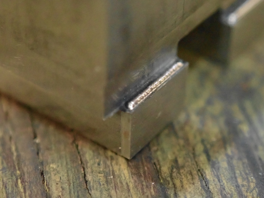 レーザー溶接後 レーザー溶接後